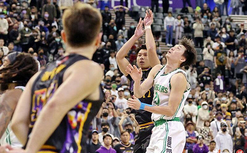 什麼情況？借將倉促出手葬送勝利