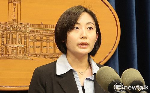 並沒有「失聲」 府：總統今早身體仍不適才取消公開行程