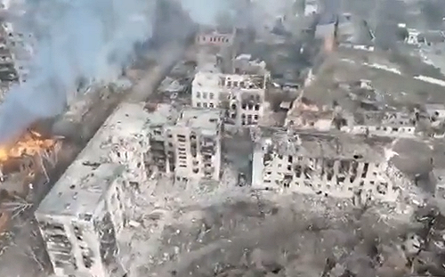 鬆口將撤軍巴赫穆特? 澤連斯基: 將領們會做出正確決定