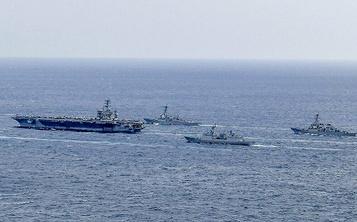 美軍尼米茲號航艦駛進釜山「延伸威懾」 下週可能美日韓聯合操演