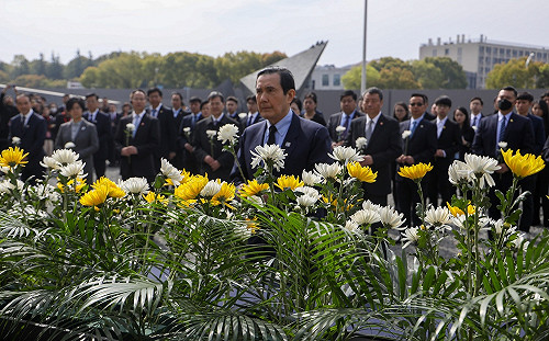 參訪軍南京大屠殺紀念館哽咽 馬英九：保持仁愛的心不要去侵略別人 