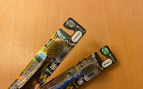 洗澡別再刷牙了！牙醫警告3大原因