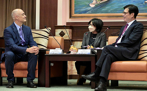 西班牙商務辦事處長拜會高市！陳其邁：促進雙邊文化交流