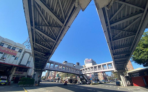 新北林口中山路、竹林路口陸橋功成身退