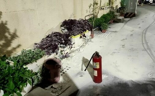 街頭鬥毆射信號彈！警方鎖定嫌疑人