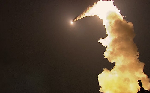 加密防禦網！美「神盾基線-9」＋「標6 Dual Ⅱ」 成功攔截中程彈道飛彈