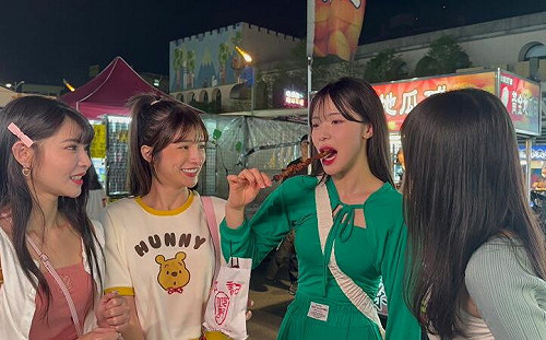 樂天女孩李多慧！練舞完逛夜市