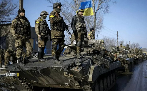 為何猛攻扎波羅熱? 烏軍情報 : 普丁直接下令 俄軍參謀總長就坐鎮在那裏 