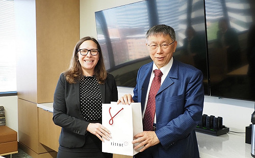 密會AIT主席 柯文哲喊話協助台灣加入區域經濟組織 