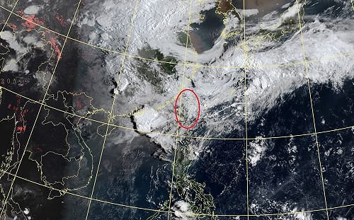 鋒面通過ing南部小心雷雨 輕颱珊瑚對台無影響