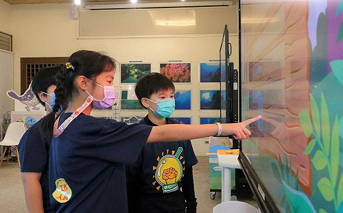 氣候變遷特展在新北環教中心揭幕