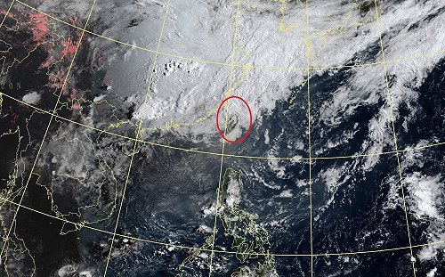 Blue星期一中部以北轉涼 午後中南部山區局部雨