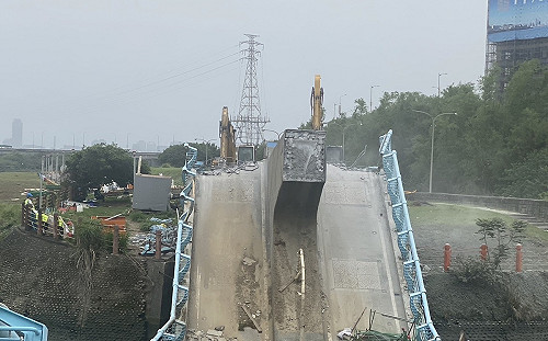 五股斷橋又出事！畫面今才流出 戴瑋姍：侯友宜饒過新北市民！請辭去做你的總統夢！