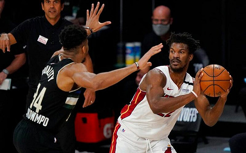 公鹿得認真考慮讓字母哥去守Butler