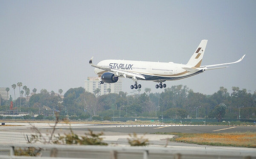 星宇北美首航抵達洛杉磯！張國煒曝未來規劃：年底開設舊金山航點