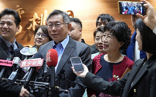 朱立倫稱侯郭柯是同一戰隊 柯文哲：讓台灣成為不再分裂的國家才是目標