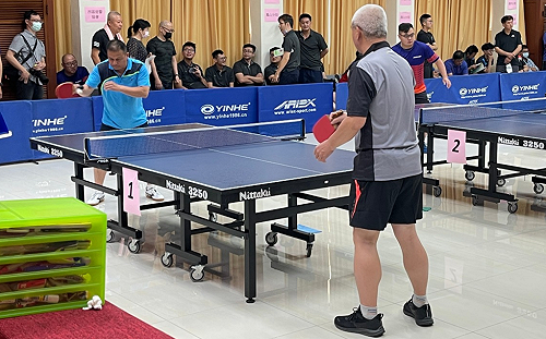 高市警局長盃桌球賽 鹽埕分局長勇奪冠軍跌破眾人眼鏡