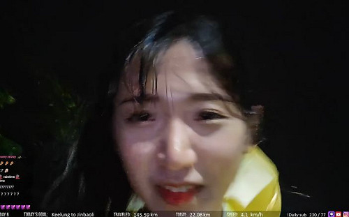 企鵝妹「包包掉了」！粉絲神速找到