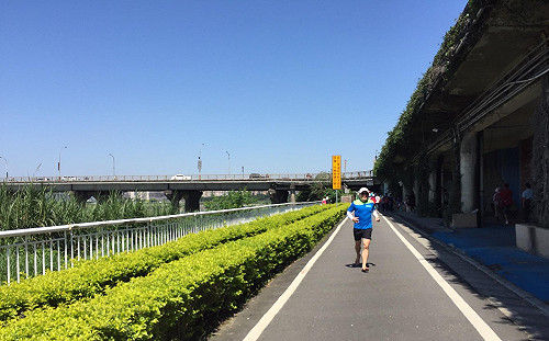 焚風差點熱死人！台東大武今高溫飆到37.3度