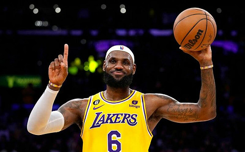 嘴綠想見證詹皇破紀錄！被Kerr一口回絕