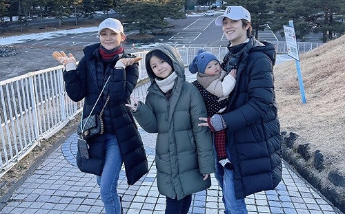 Kim偷講Nico壞話？萌弟超大聲告狀網笑翻