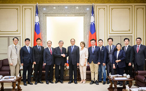 拜會立法院  日本眾議員：支持台日經濟發展