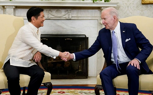 美菲加強軍事合作 中媒憂：若遇戰 解放軍航母穿不過巴士海峽