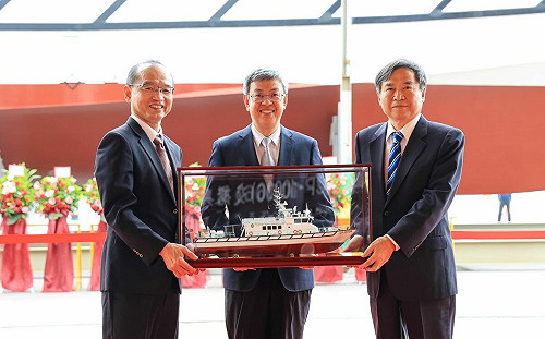 關務署第四艘緝私艇交船   陳其邁：保衛台灣海疆