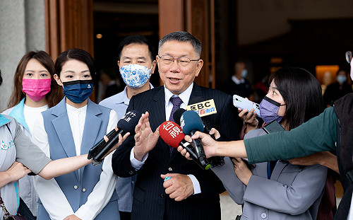 郭台銘赴金門主張與對岸重啟談判  柯文哲：一個碗敲不響  談談看