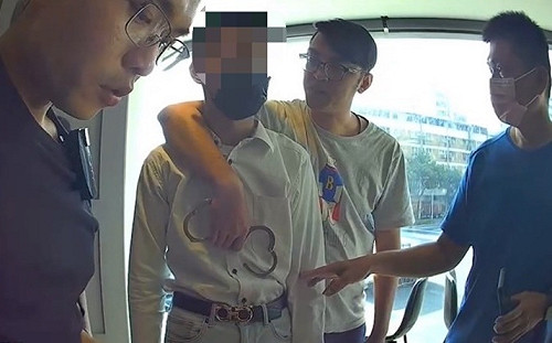 老翁誤入Line理財群組險遭詐200萬  高市警逮車手保住養老金