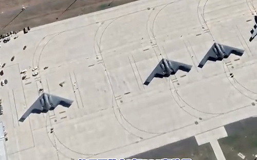 （影）衛星全記錄! 美4架B-2轟炸機前移至澳洲 對中包圍網已全方位成形？