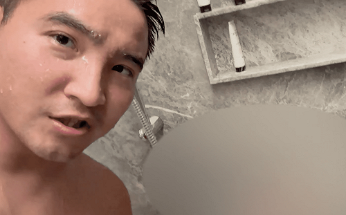 水龍頭究竟「反射何物」？谷阿莫高EQ回應 網讚：心態健康