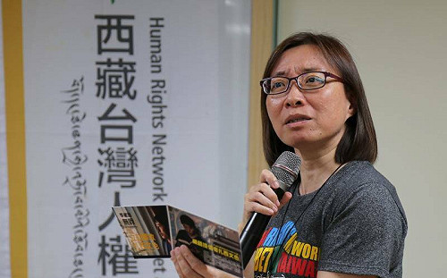 討真相要究責！悼中捷罹難者林淑雅 社團靜默繞行中市府 要求盧秀燕道歉