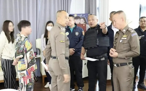 泰國大力打詐! 涉加密貨幣詐騙逾88.2億 中國夫妻被捕 起出大量現金、名牌包