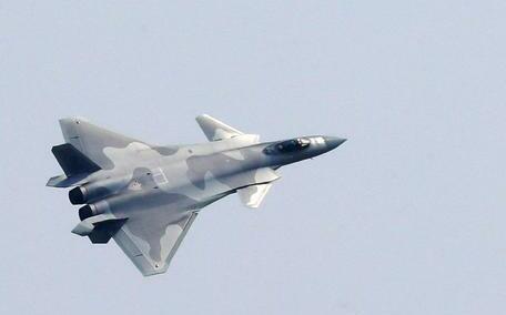 傳解放軍報告曝殲- 20遭美F- 35「咬尾」 靠僚機馳援才脫困! 中媒批造假