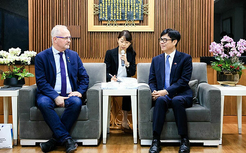 斯洛伐克經濟部次長率團訪高  陳其邁：盼促進雙邊經貿交流