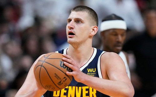 喬帥要衝第23冠　Jokic與有榮焉