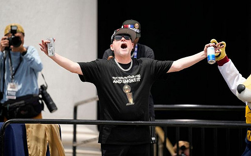 (影)金塊被媒體冷落　主帥今一吐怨氣