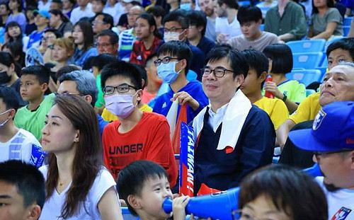 運彩國際男足賽台灣2:2踢和泰國 陳其邁：感受主場狂熱精彩