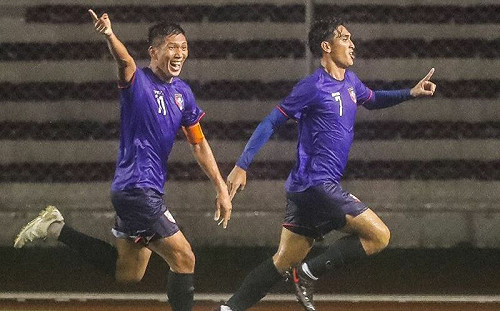 足球／中華隊贏了！大雨中奮戰完成逆轉秀