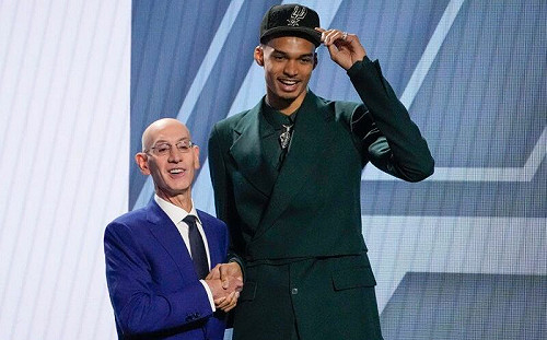 確定成狀元　Wembanyama情緒激動