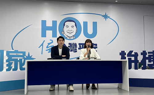 拋重啟服貿遭藍綠夾殺 侯辦再酸柯「初一十五不一樣」 