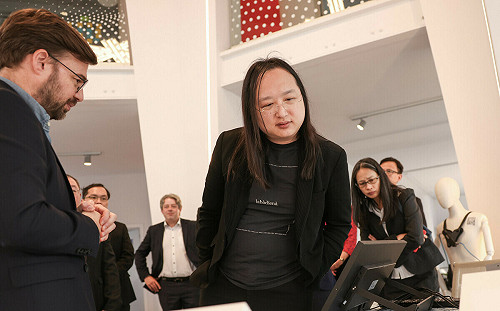 數位部唐鳳部長出訪比利時 與各界交流數位政策