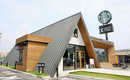 被迫關店裁員近千人 為何星巴克關閉數百家北美門市？