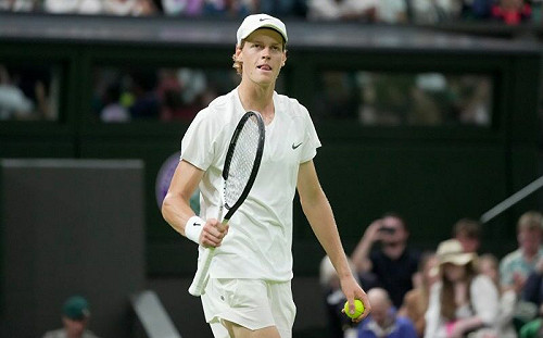 溫網首輪！義大利希望Sinner直落三晉級