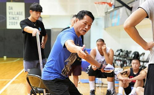 (影)鋼鐵人主帥更動　由邱大宗接總教練