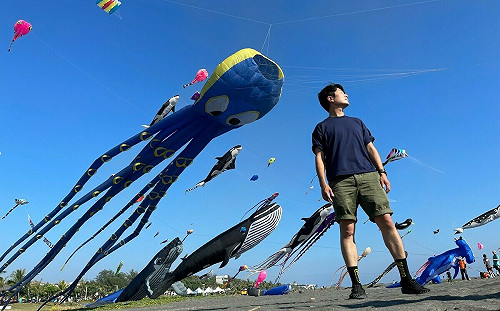 暑期推六大活動  陳其邁邀全國遊客「來高雄fun暑假」