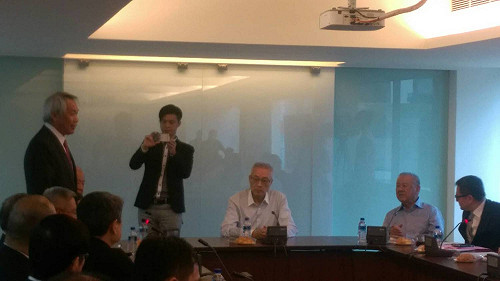 踢破黃復興鐵板?  吳敦義 : 哪有這種能力！