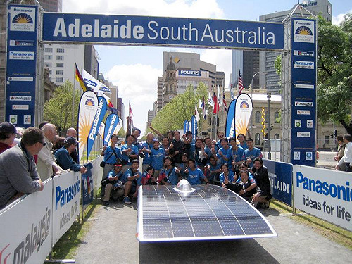 夢想可前進多遠？《夢想續航》紀錄下太陽能車隊10年逐夢旅程