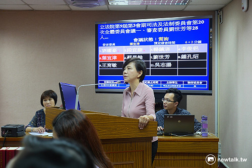 《連戰條款》初審 禮遇金下修為8萬